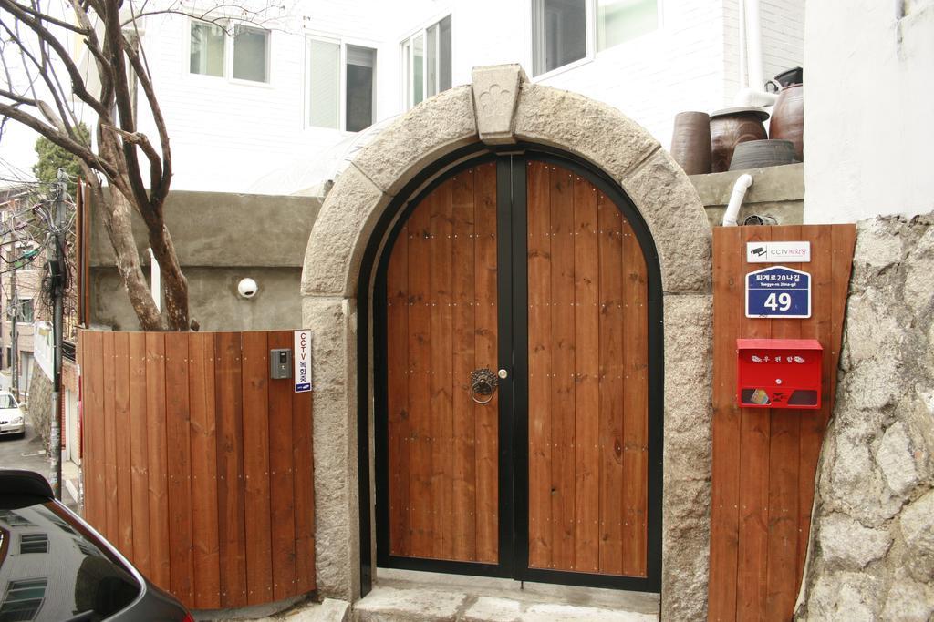 Crib 49 Guesthouse - Foreigner Only Seoul Exteriör bild